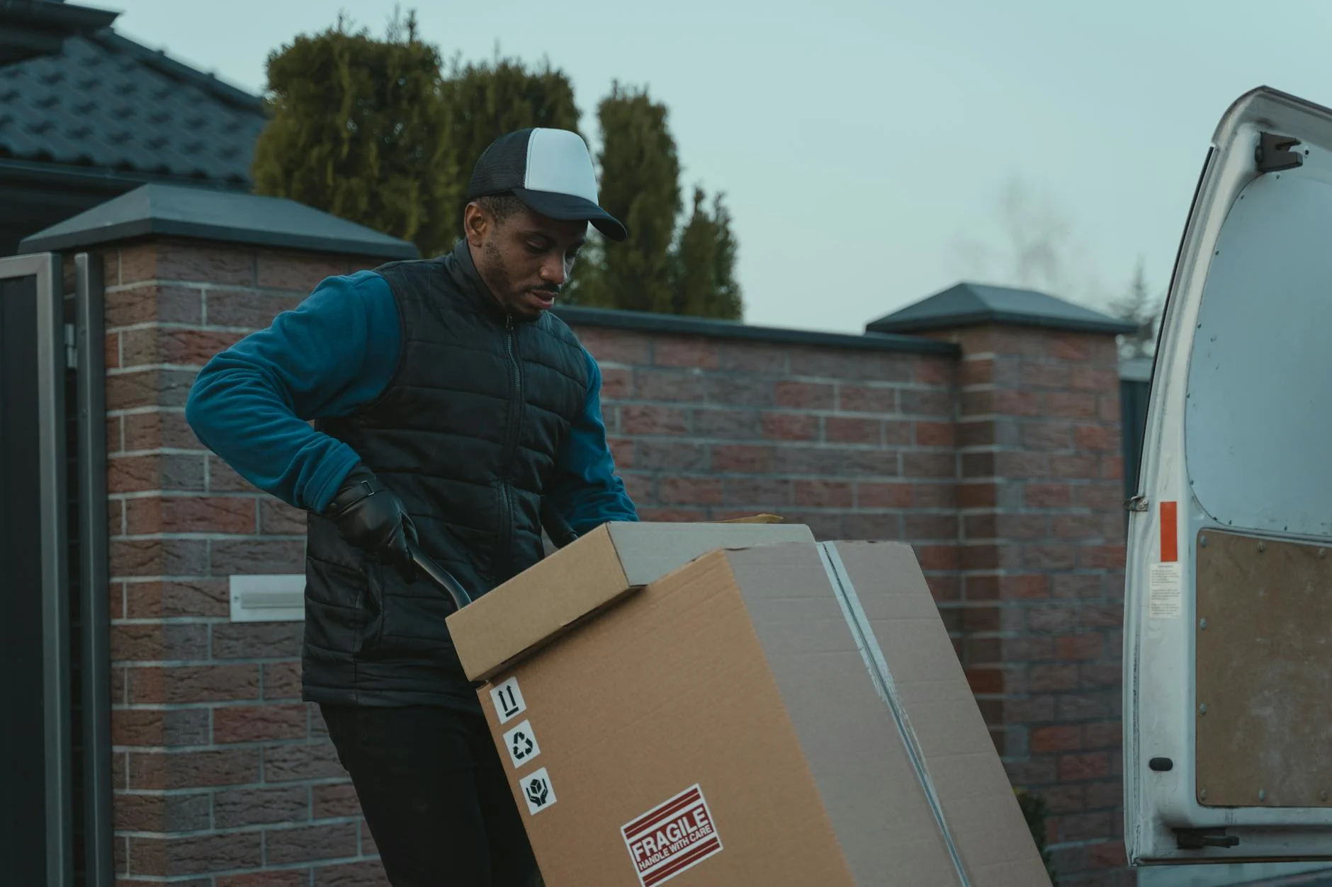 Distributor Shunda Plafon Solo