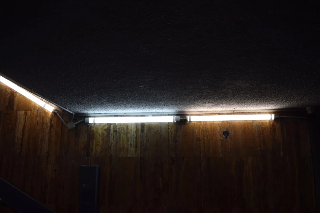 Pemasangan Lampu Downlight Di Plafon Pvc