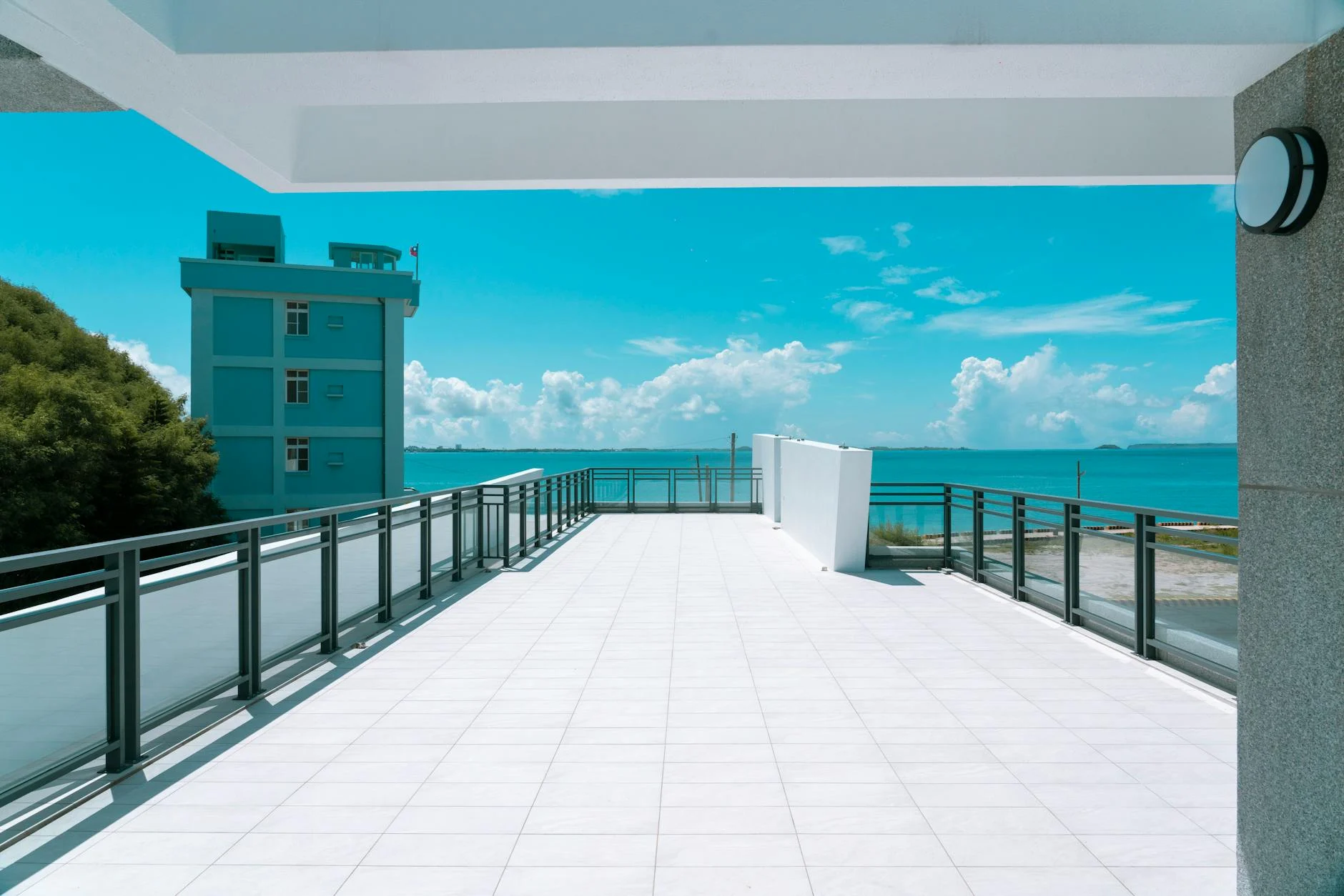Coastal House Sea Breeze
